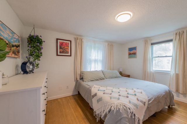 14 Justine Rd, Plymouth, MA 02360