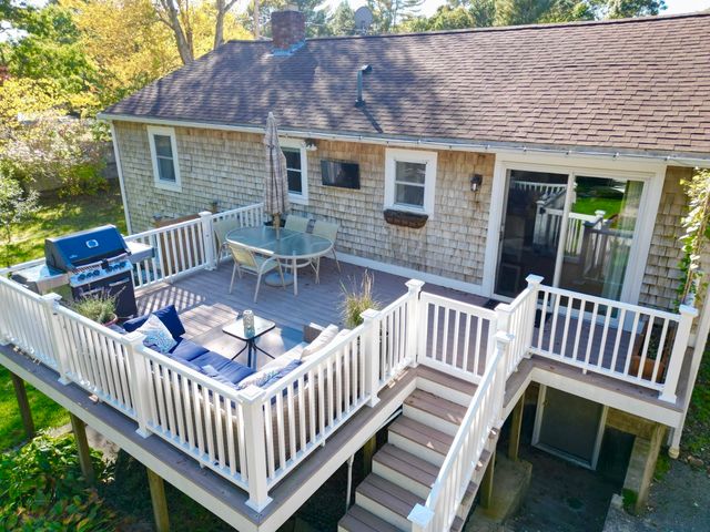 14 Justine Rd, Plymouth, MA 02360