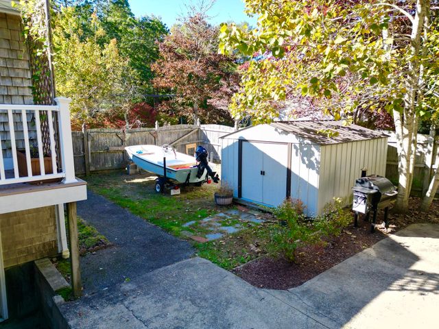 14 Justine Rd, Plymouth, MA 02360