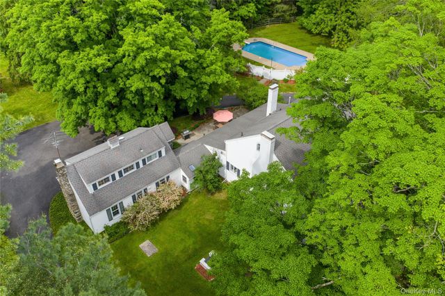 36 Granite Springs Road, Granite Springs, NY 10527