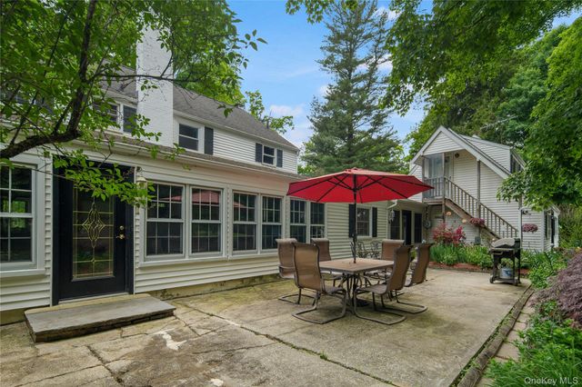 36 Granite Springs Road, Granite Springs, NY 10527