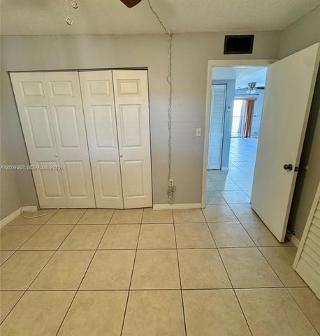 1855 W 60th St 446, Hialeah, FL 33012