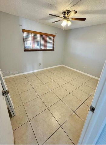 1855 W 60th St 446, Hialeah, FL 33012