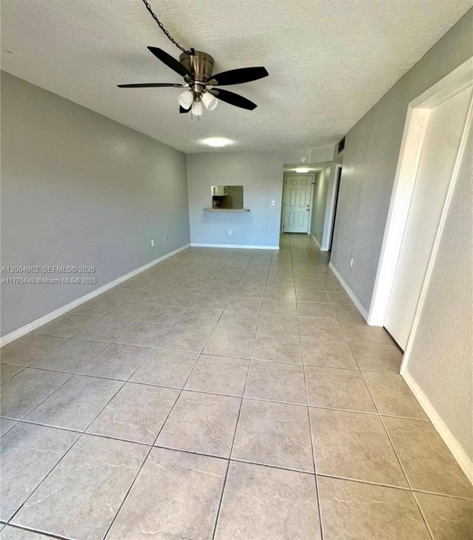 1855 W 60th St 446, Hialeah, FL 33012
