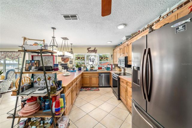 9220 SW 19TH AVENUE ROAD, Ocala, FL 34476