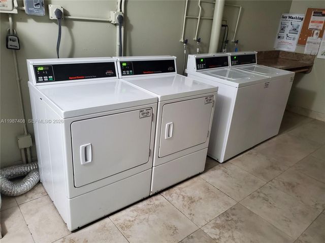 800 SW 131st Avenue 113F, Pembroke Pines, FL 33027