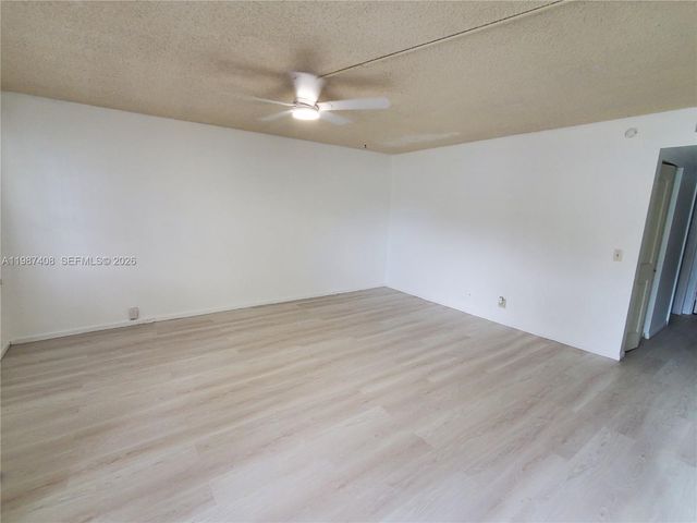 800 SW 131st Avenue 113F, Pembroke Pines, FL 33027