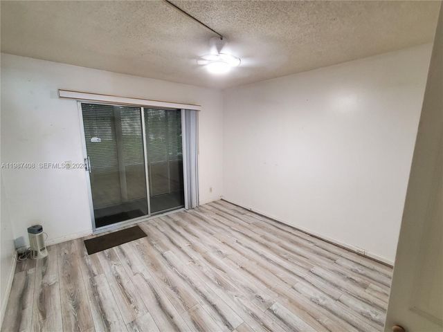 800 SW 131st Avenue 113F, Pembroke Pines, FL 33027