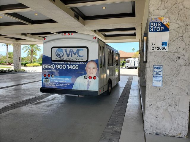 800 SW 131st Avenue 113F, Pembroke Pines, FL 33027