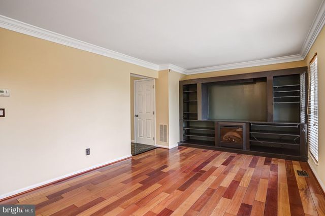 19506 TAVERNEY DR, Gaithersburg, MD 20879