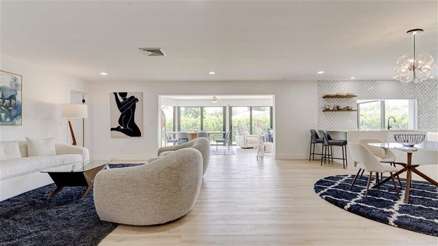 429 Pine Villa Drive, Atlantis, FL 33462