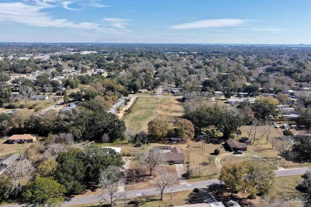 1501 N 50th Ave, Pensacola, FL 32506