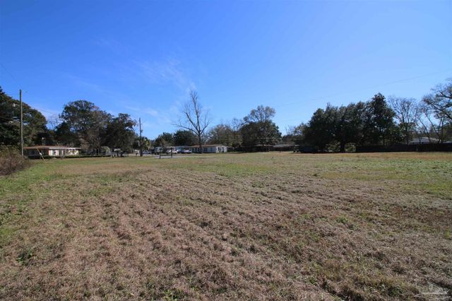 1501 N 50th Ave, Pensacola, FL 32506