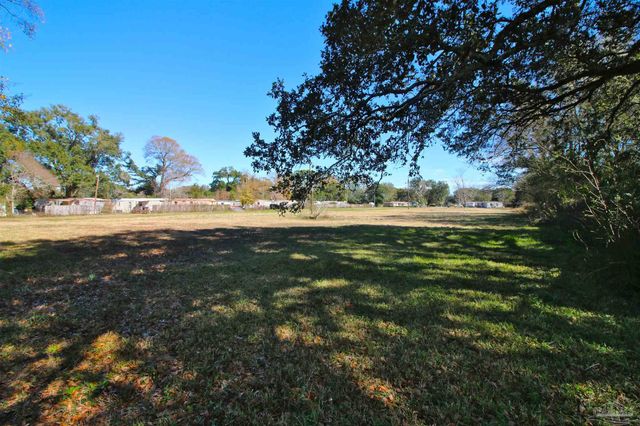 1501 N 50th Ave, Pensacola, FL 32506