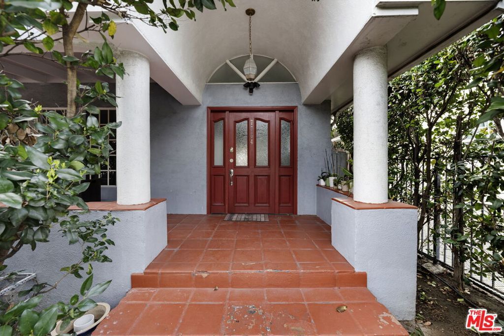 7764 Fountain Avenue, West Hollywood, CA 90046