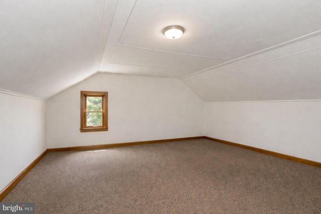 7 OAKLEIGH AVE, Harrisburg, PA 17111