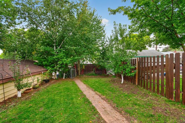 5740 22nd Avenue S, Minneapolis, MN 55417