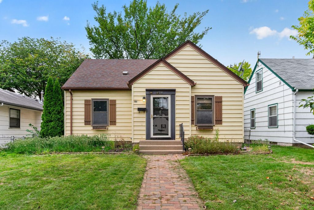 5740 22nd Avenue S, Minneapolis, MN 55417