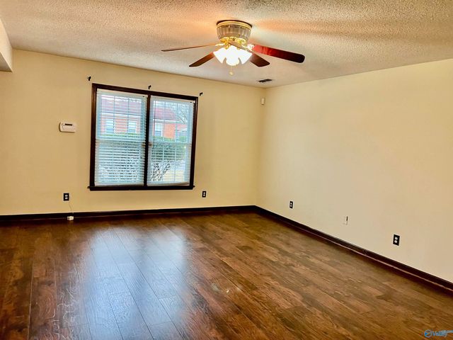 2221 Westmead Drive, Decatur, AL 35603