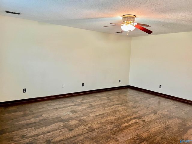 2221 Westmead Drive, Decatur, AL 35603