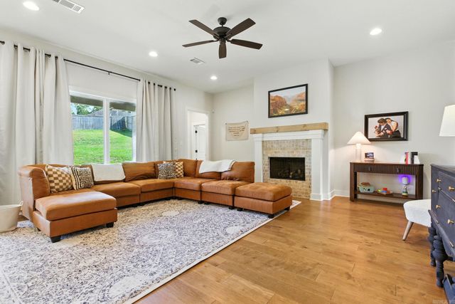 17205 Edinburgh Drive, Little Rock, AR 72210