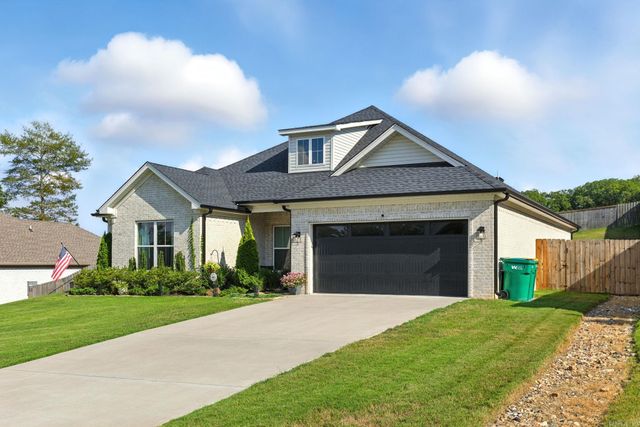 17205 Edinburgh Drive, Little Rock, AR 72210