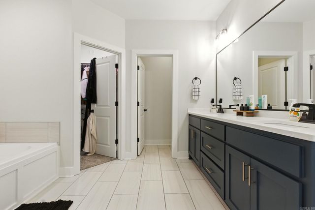 17205 Edinburgh Drive, Little Rock, AR 72210