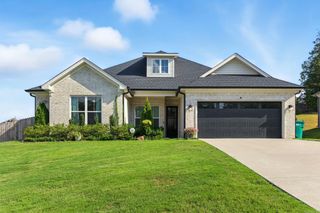 17205 Edinburgh Drive, Little Rock, AR 72210