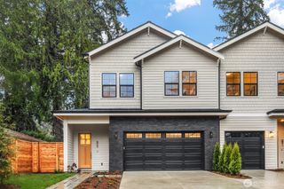 809 166th Avenue NE, Bellevue, WA 98008