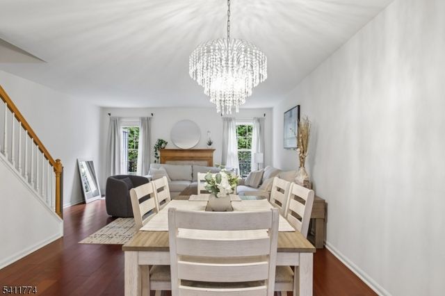 653 Richmond Ct, Ramsey Boro, NJ 07446