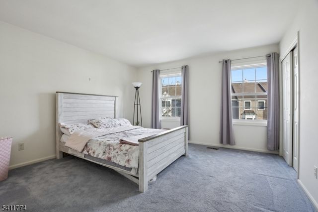 653 Richmond Ct, Ramsey Boro, NJ 07446