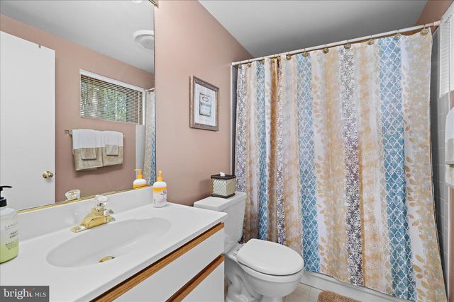 3904 THOROUGHBRED LN, Owings Mills, MD 21117