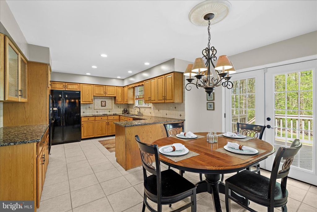 Image 21 of property listing at 3904 THOROUGHBRED LN, Owings Mills, MD 21117