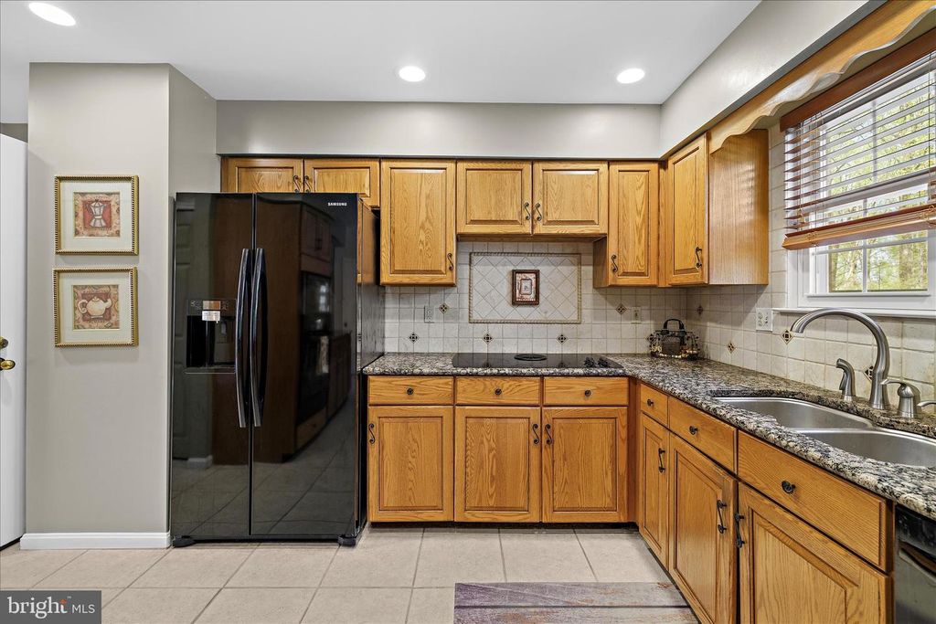 Image 27 of property listing at 3904 THOROUGHBRED LN, Owings Mills, MD 21117