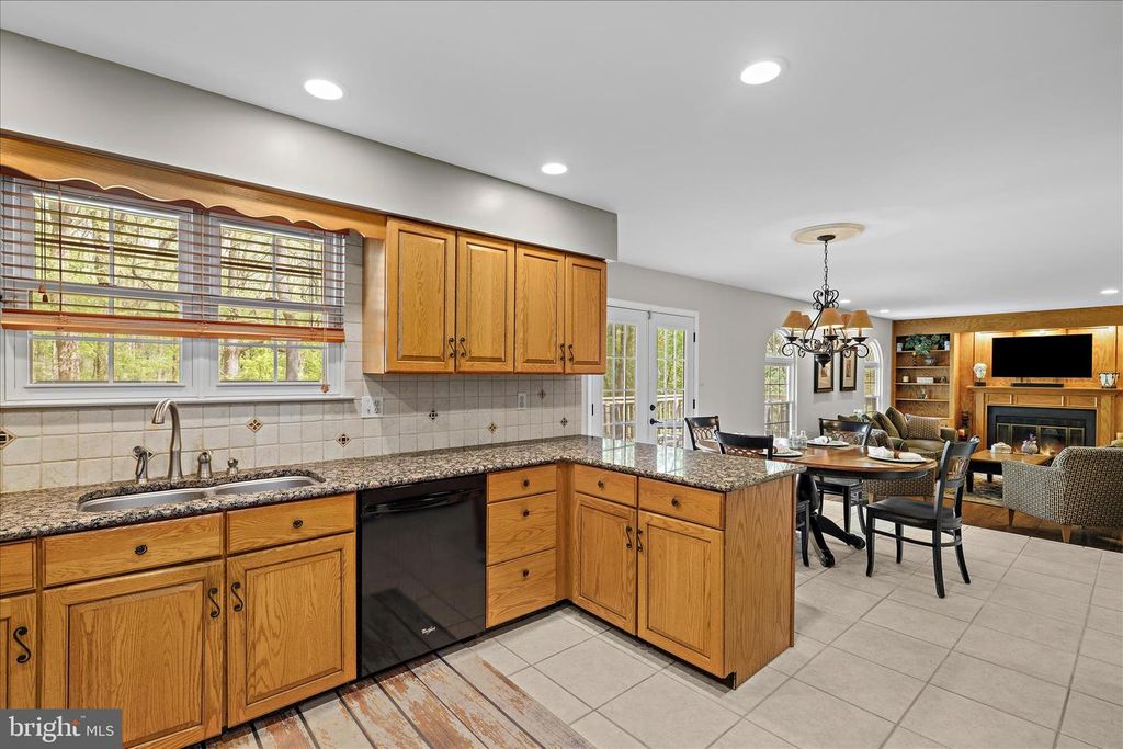 Image 30 of property listing at 3904 THOROUGHBRED LN, Owings Mills, MD 21117