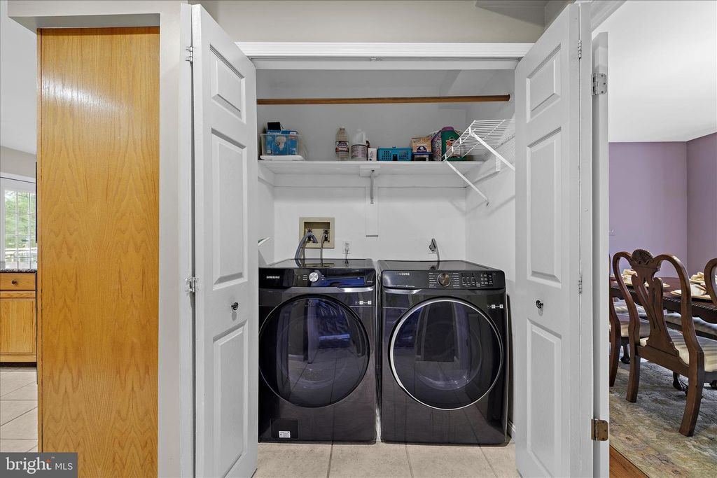 Image 31 of property listing at 3904 THOROUGHBRED LN, Owings Mills, MD 21117