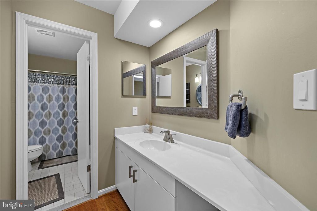 Image 39 of property listing at 3904 THOROUGHBRED LN, Owings Mills, MD 21117