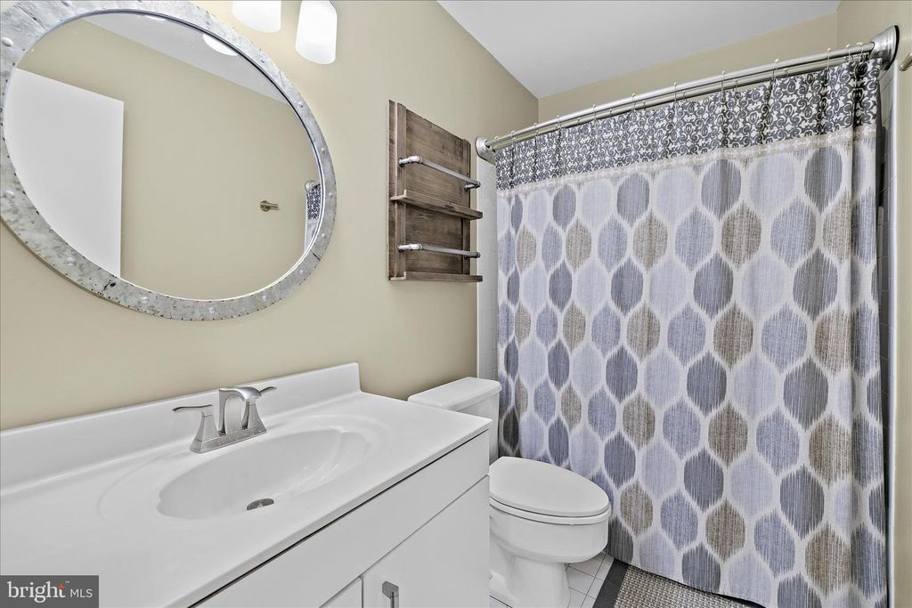 Image 40 of property listing at 3904 THOROUGHBRED LN, Owings Mills, MD 21117