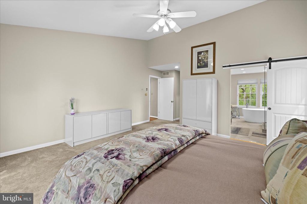 Image 41 of property listing at 3904 THOROUGHBRED LN, Owings Mills, MD 21117