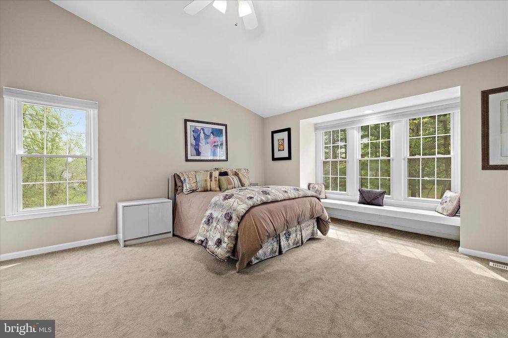 Image 43 of property listing at 3904 THOROUGHBRED LN, Owings Mills, MD 21117