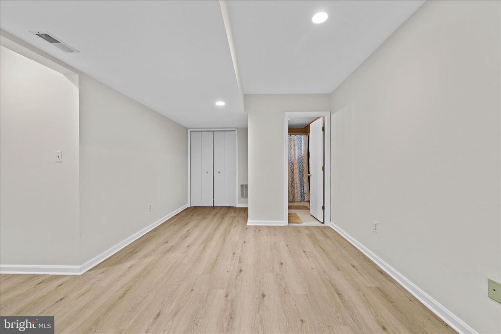 Image 59 of property listing at 3904 THOROUGHBRED LN, Owings Mills, MD 21117