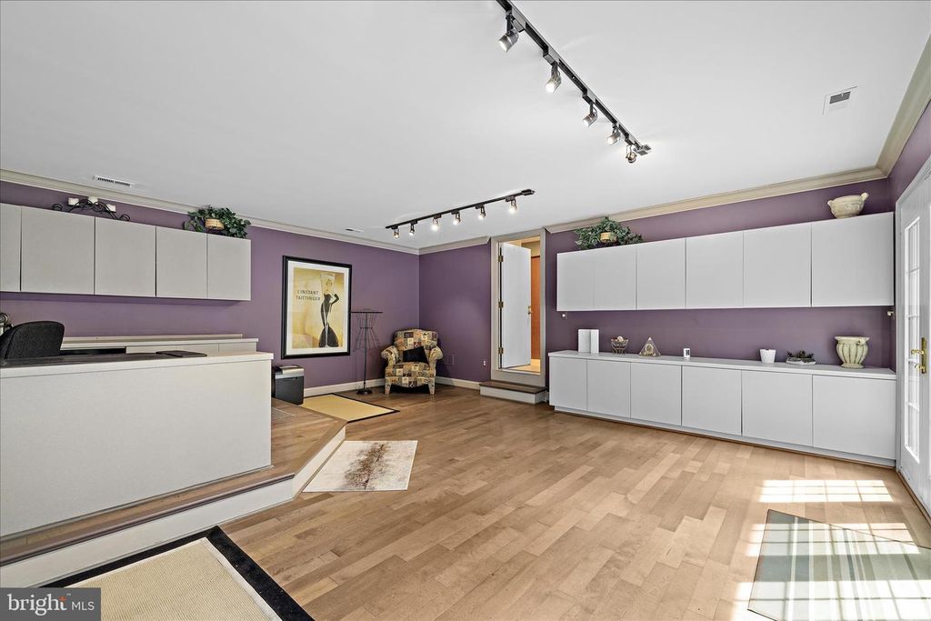 Image 64 of property listing at 3904 THOROUGHBRED LN, Owings Mills, MD 21117