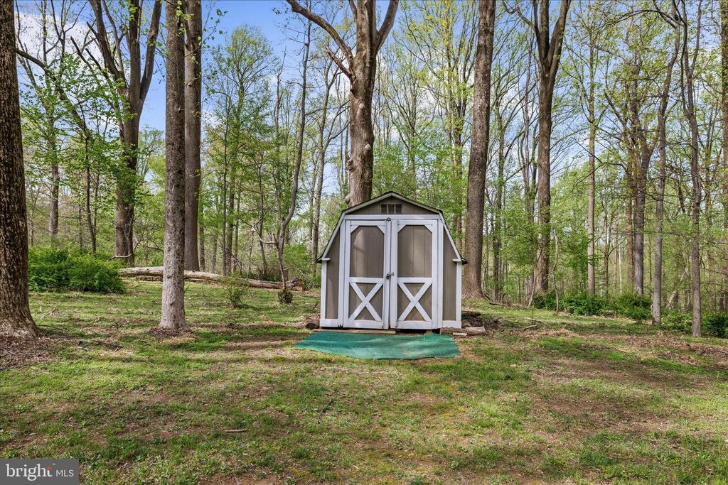 Image 71 of property listing at 3904 THOROUGHBRED LN, Owings Mills, MD 21117