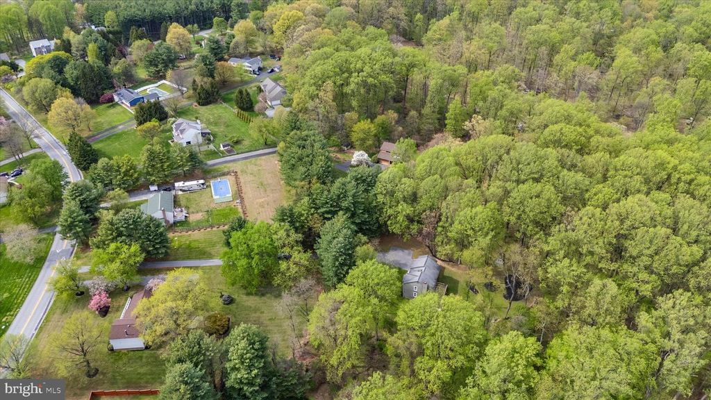 Image 80 of property listing at 3904 THOROUGHBRED LN, Owings Mills, MD 21117