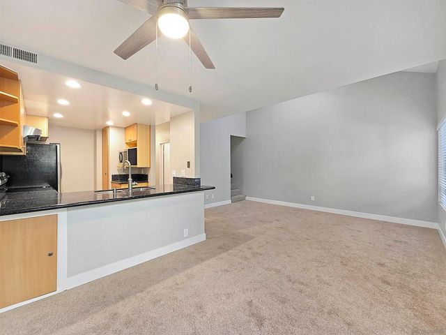 5440 Baltimore Dr 92, La Mesa, CA 91942