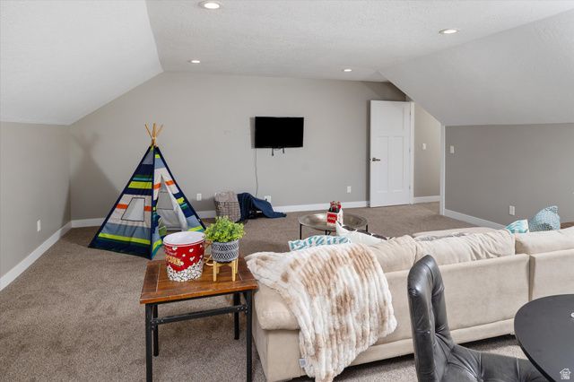 45 N VILLAGE PARK DR, Layton, UT 84041