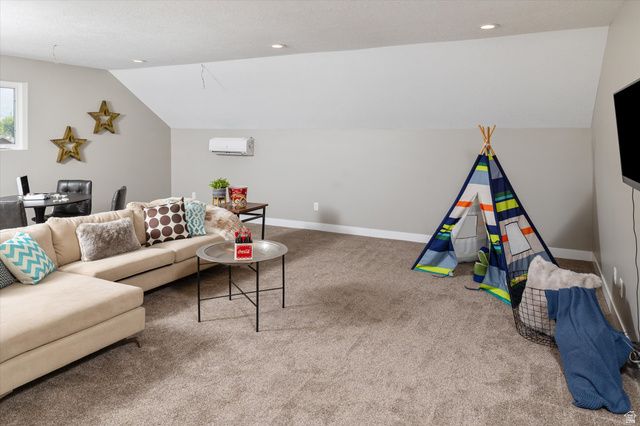 45 N VILLAGE PARK DR, Layton, UT 84041