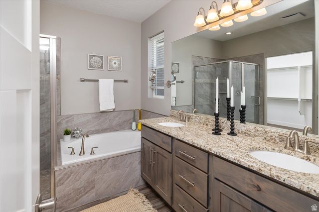 45 N VILLAGE PARK DR, Layton, UT 84041