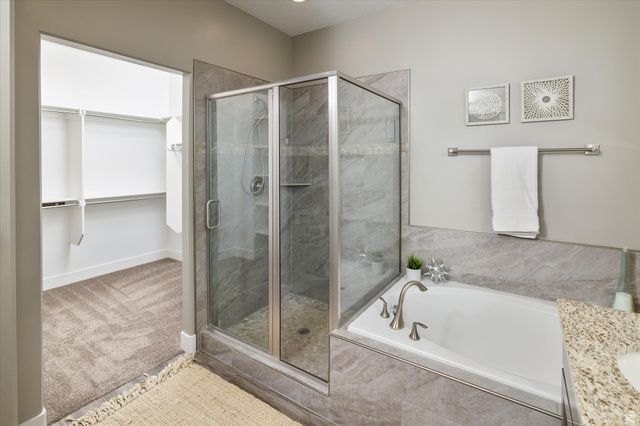 45 N VILLAGE PARK DR, Layton, UT 84041