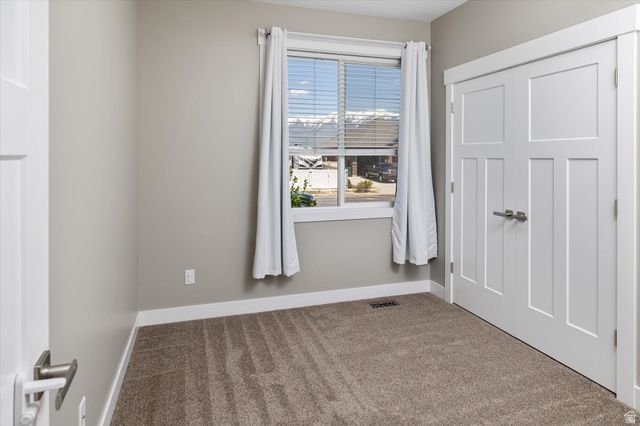 45 N VILLAGE PARK DR, Layton, UT 84041